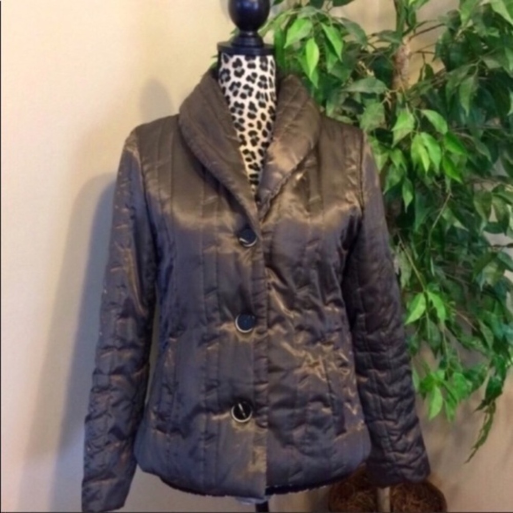 Chico’s Puffer Coat Shiny Olive Green/Gray Color Chico Size O Which Is XS Size 4